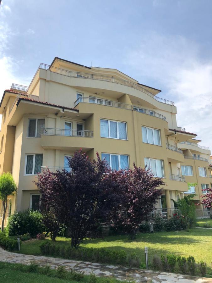 Tatiana Pines Apartment Obzor Exterior photo